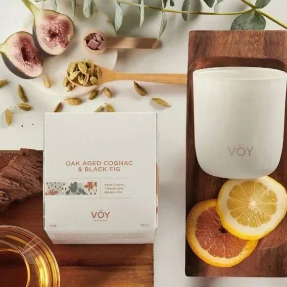 NEW VOY Fragrance Oak Aged Cognac Black Fig Soy Candle Tobacco Frankincense Gift - Picture 2 of 7